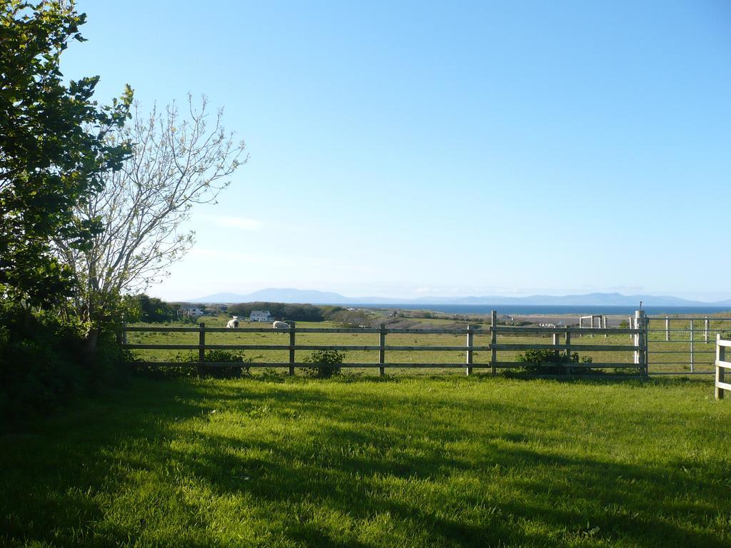 Beezies Self Catering Cottages Grange  Exterior photo