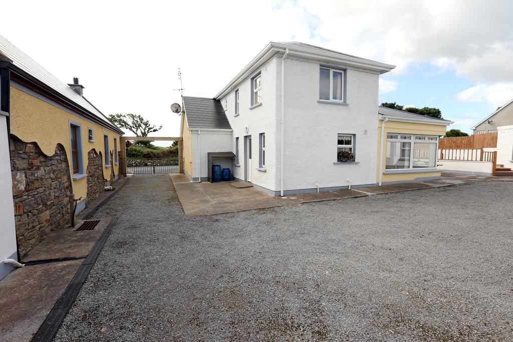 Beezies Self Catering Cottages Grange  Exterior photo