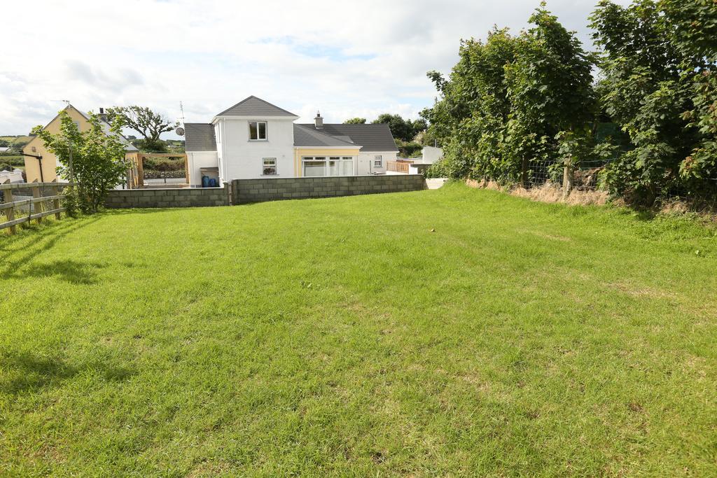 Beezies Self Catering Cottages Grange  Exterior photo