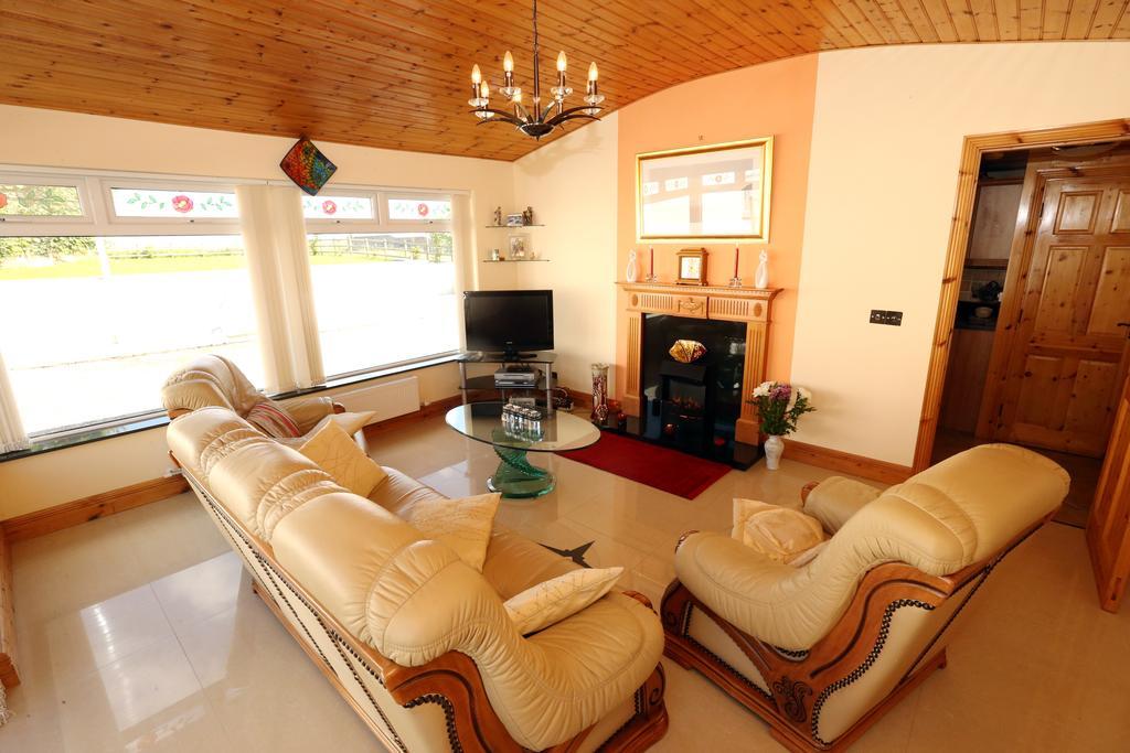 Beezies Self Catering Cottages Grange  Exterior photo