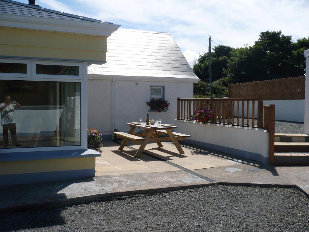 Beezies Self Catering Cottages Grange  Exterior photo