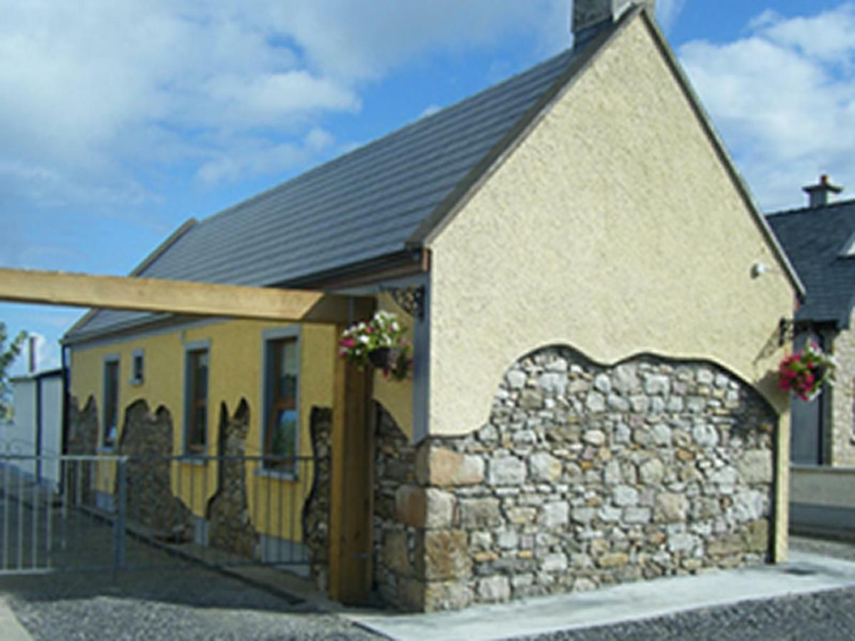Beezies Self Catering Cottages Grange  Exterior photo